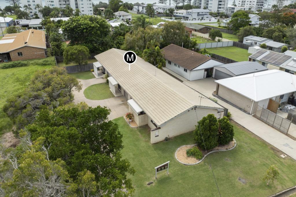 2/50 HOLLAND ST, BARGARA, QLD 4670