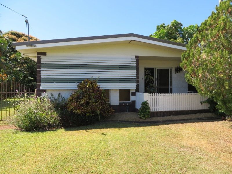 4 Venezia St, Woree, QLD 4868