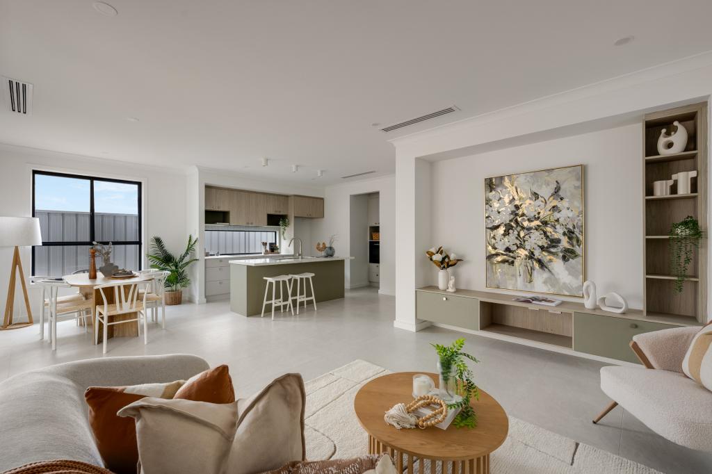 16 Melaleuca Dr, Oakden, SA 5086