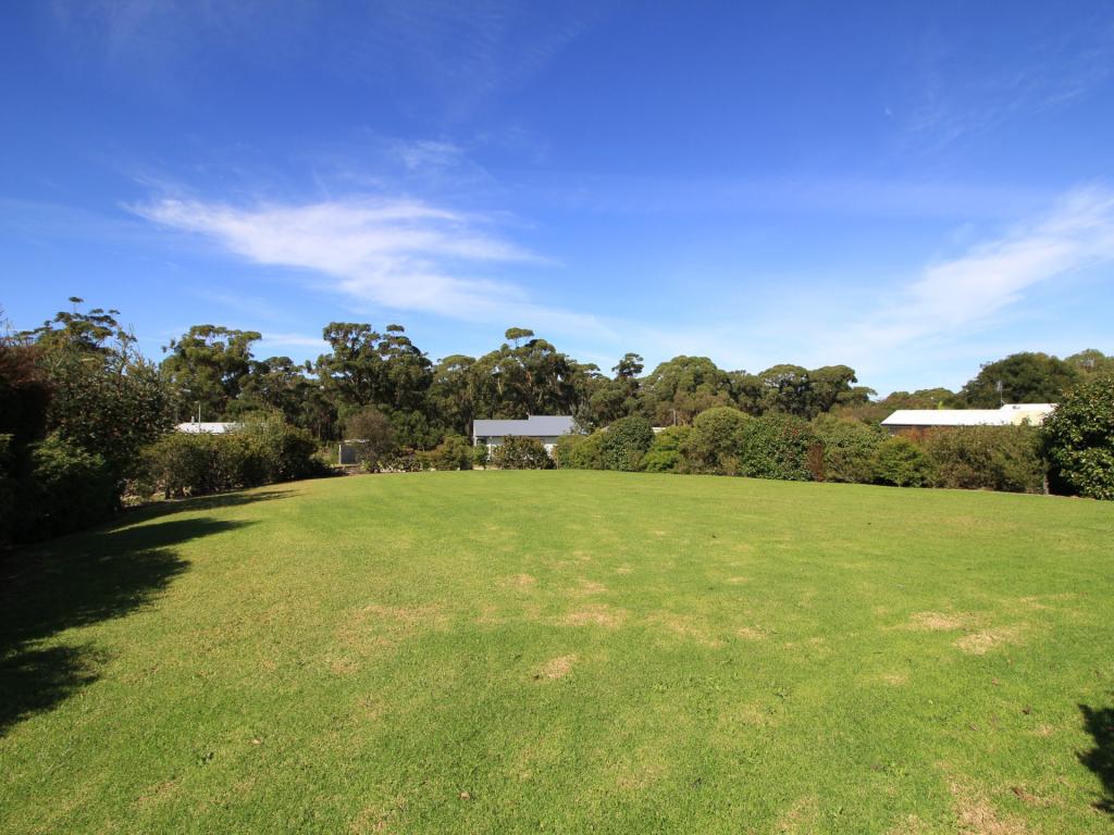 1a Harding Ct, Marlo, VIC 3888