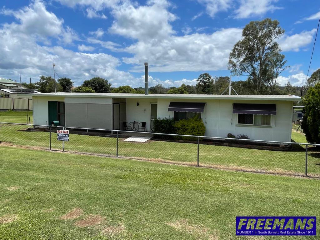 10 Gipps St, Nanango, QLD 4615