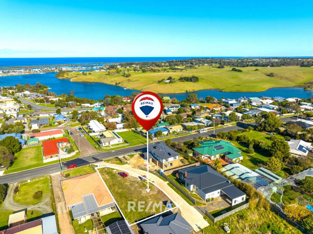 58 Capes Rd, Lakes Entrance, VIC 3909