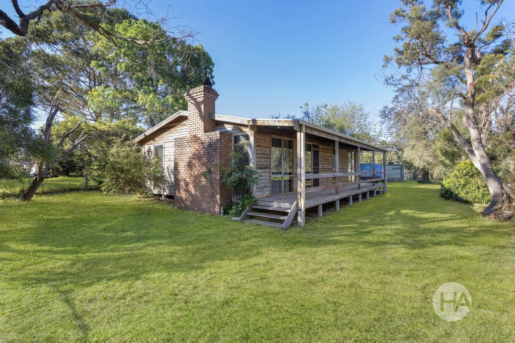 173 Balnarring Beach Rd, Balnarring Beach, VIC 3926