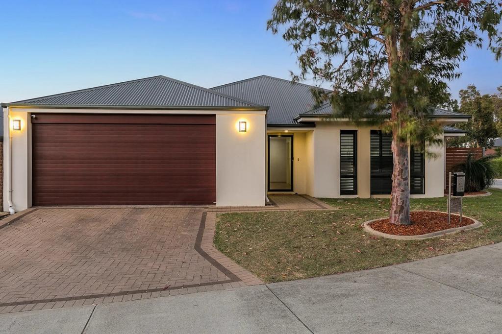104 BEAUCHAMP LOOP, WELLARD, WA 6170