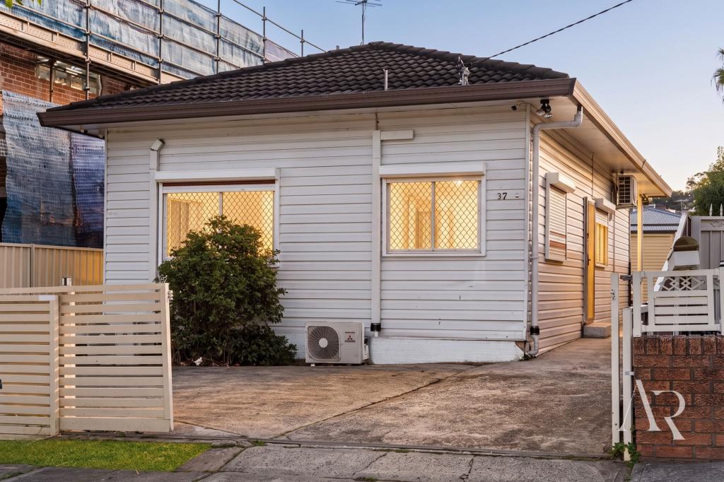 37 Cragg St, Condell Park, NSW 2200