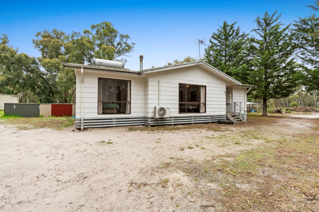 13 Bradleys Rd, Stradbroke, VIC 3851
