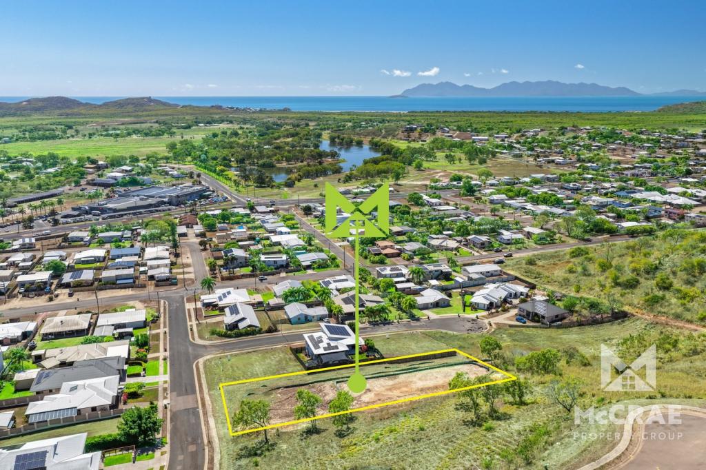 13-15 TYNWALD AVE, BOWEN, QLD 4805