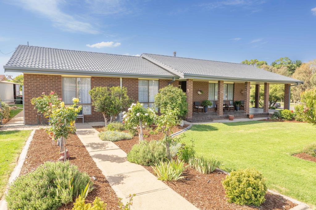 12 Acacia Ave, Harden, NSW 2587