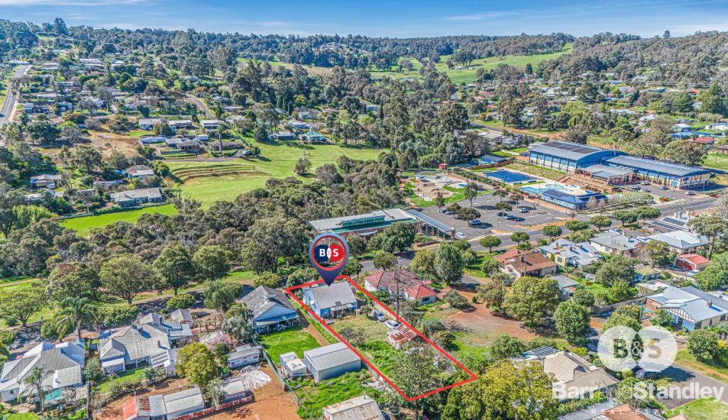 76 Steere St, Bridgetown, WA 6255