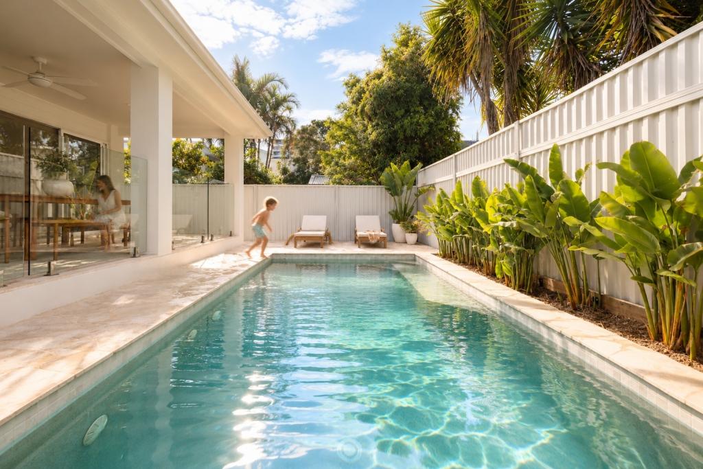 44 Seventh Ave, Palm Beach, QLD 4221