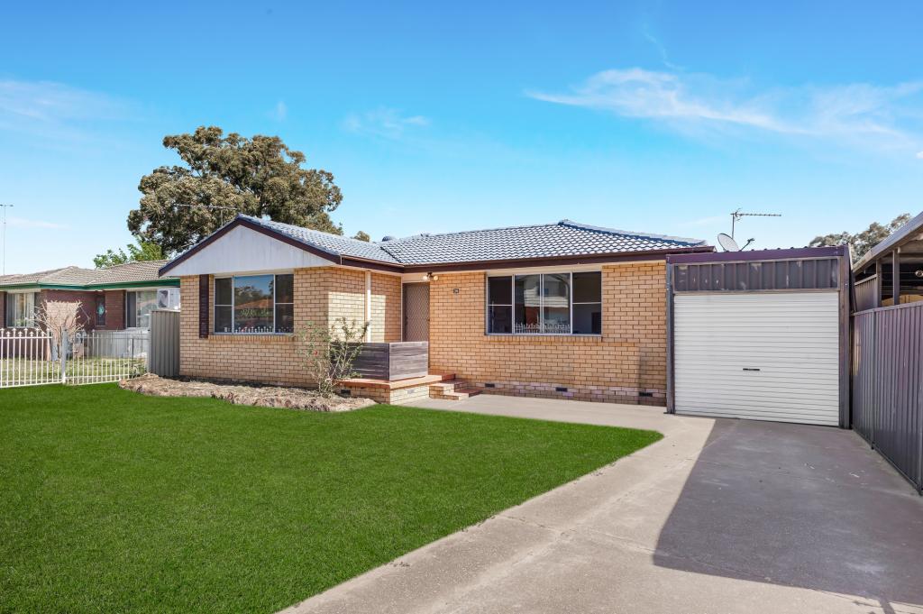 36 Lovegrove Dr, Quakers Hill, NSW 2763