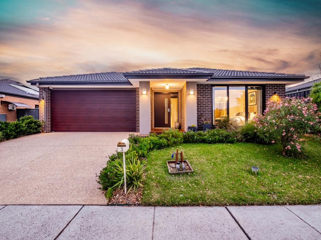 3 Buckthorn Dr, Cranbourne North, VIC 3977