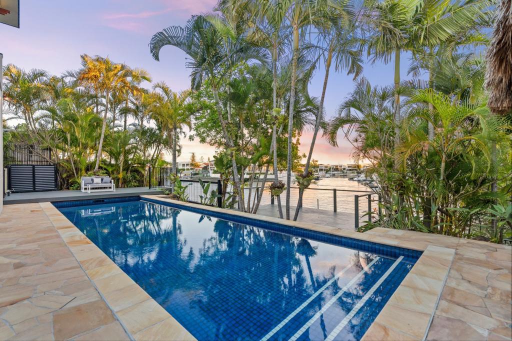 1 Savoy Dr, Broadbeach Waters, QLD 4218
