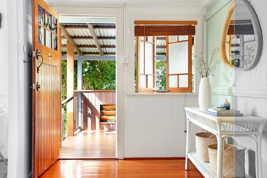 221 Woodward St, Whitfield, QLD 4870