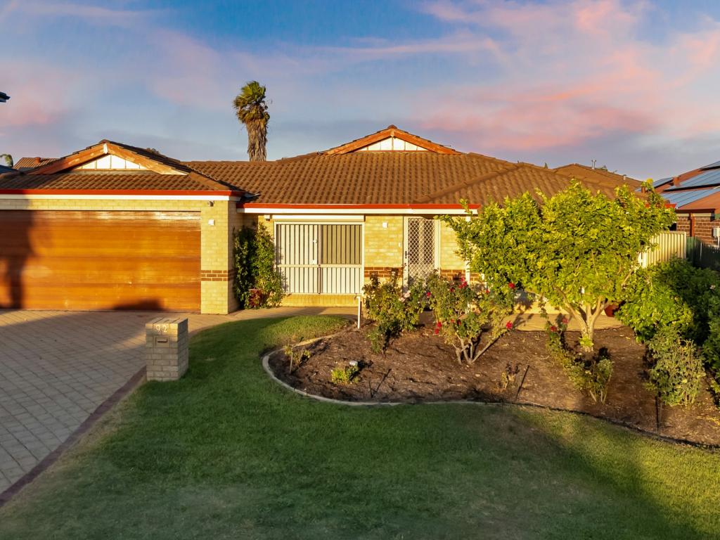 92 Stonehaven Pde, Kinross, WA 6028