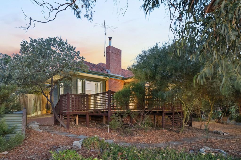 106 Hope St, White Gum Valley, WA 6162