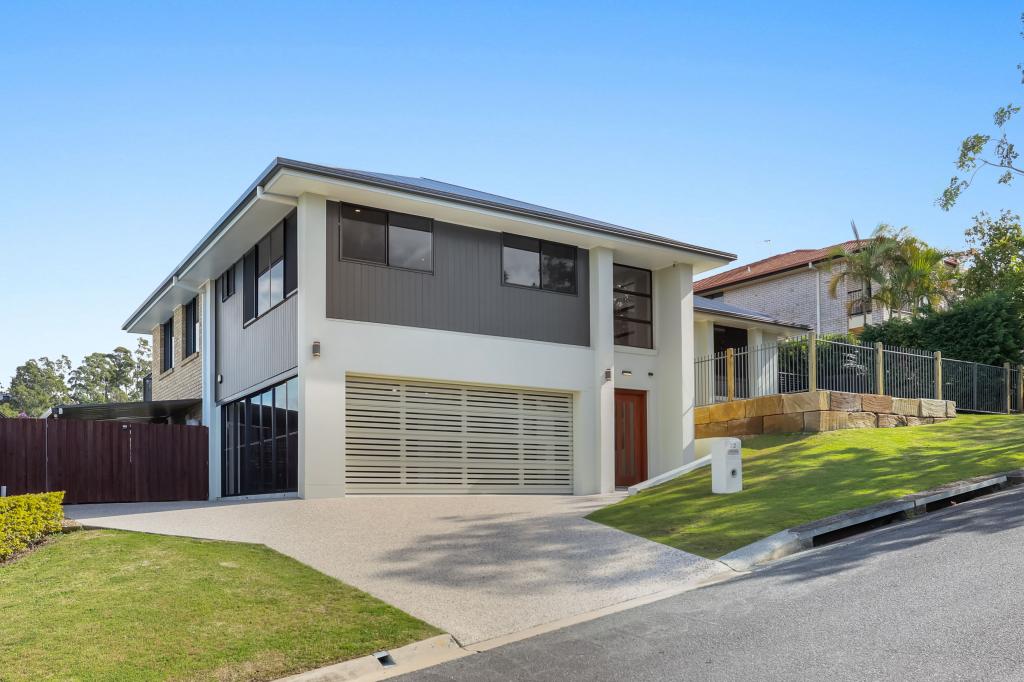 32 Pago Tce, Pacific Pines, QLD 4211