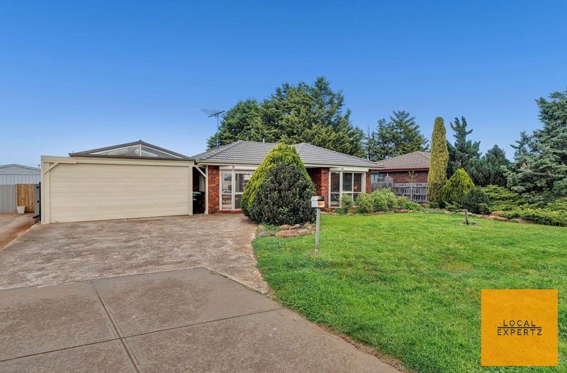 7 Denny Pl, Melton South, VIC 3338