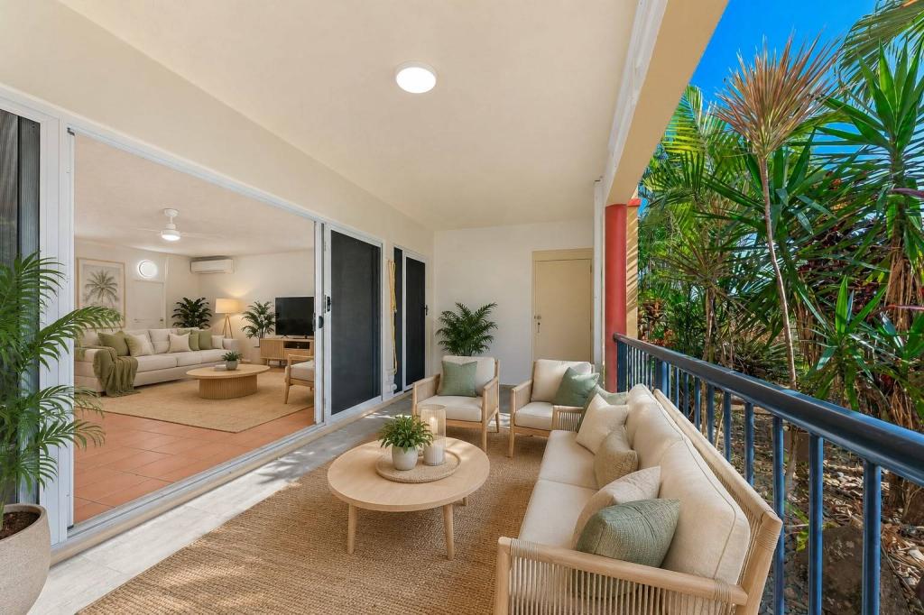 18/20 ISLAND DR, CANNONVALE, QLD 4802