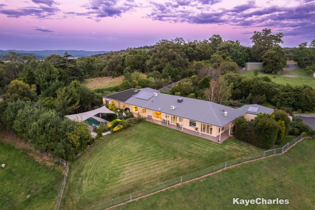 266 Red Hill Rd, Beaconsfield Upper, VIC 3808