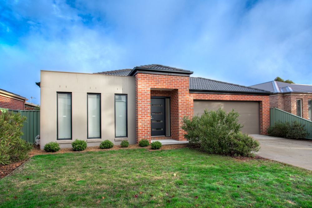 6 Megan St, Miners Rest, VIC 3352