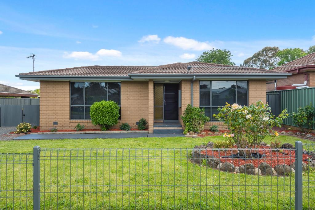 44 JENNINGS ST, KYNETON, VIC 3444