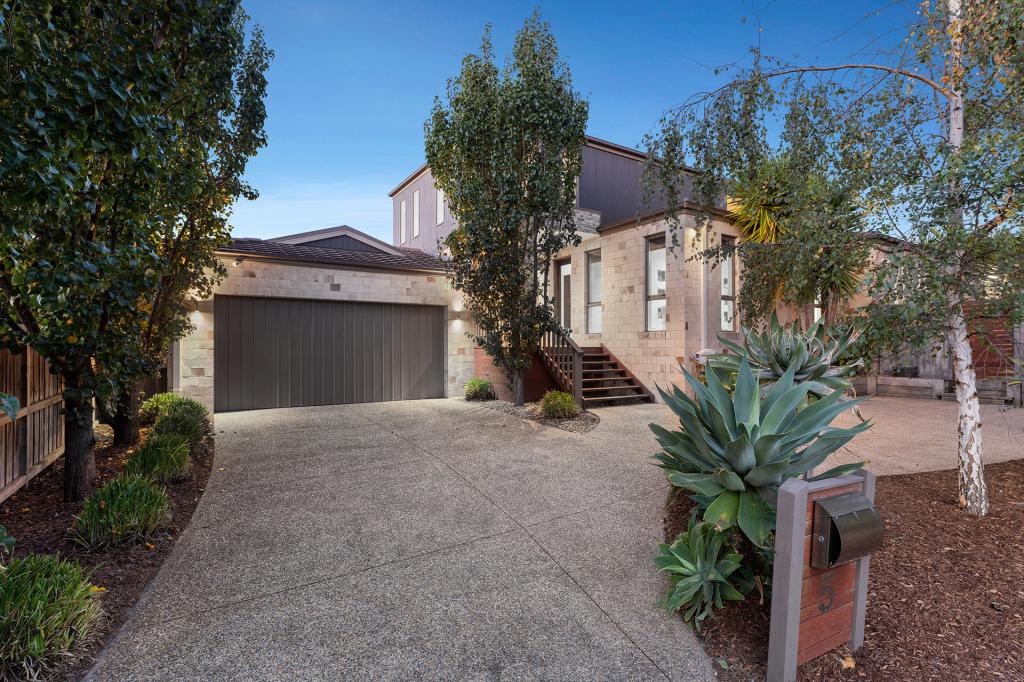 5 Sunrise Pl, Rosebud, VIC 3939