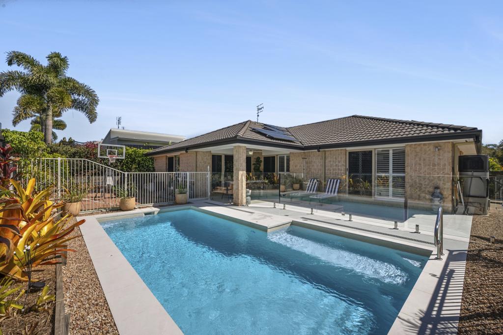 3 Maidstone Cres, Peregian Springs, QLD 4573