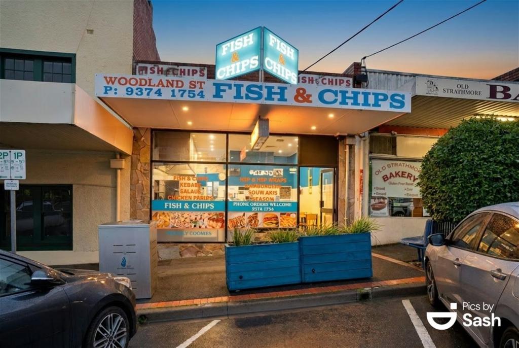 5 Woodland St, Essendon, VIC 3040