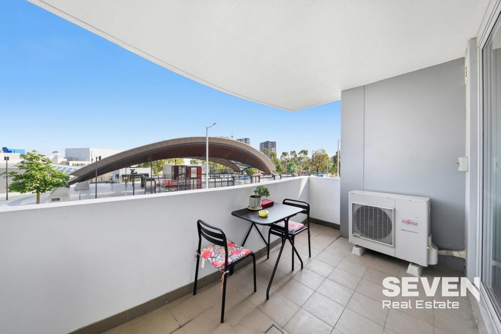 120/301 OLD NORTHERN RD, CASTLE HILL, NSW 2154