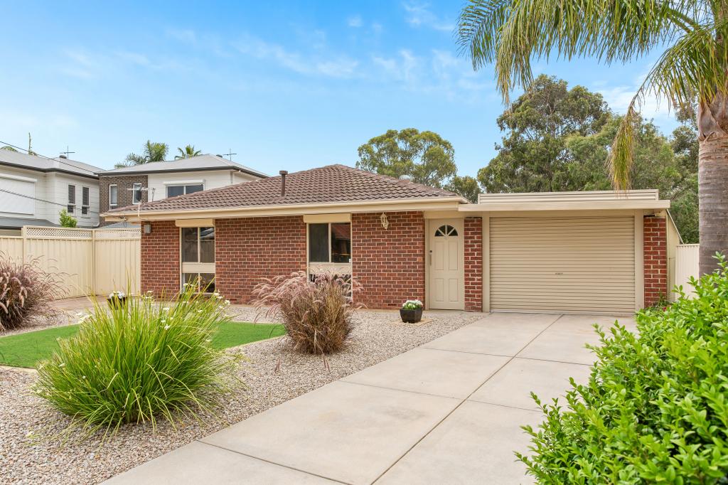 54 Loch Lomond Dr, Modbury, SA 5092