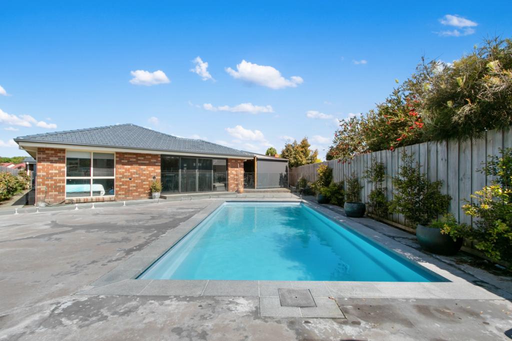 13 Kingfisher Pl, Sale, VIC 3850