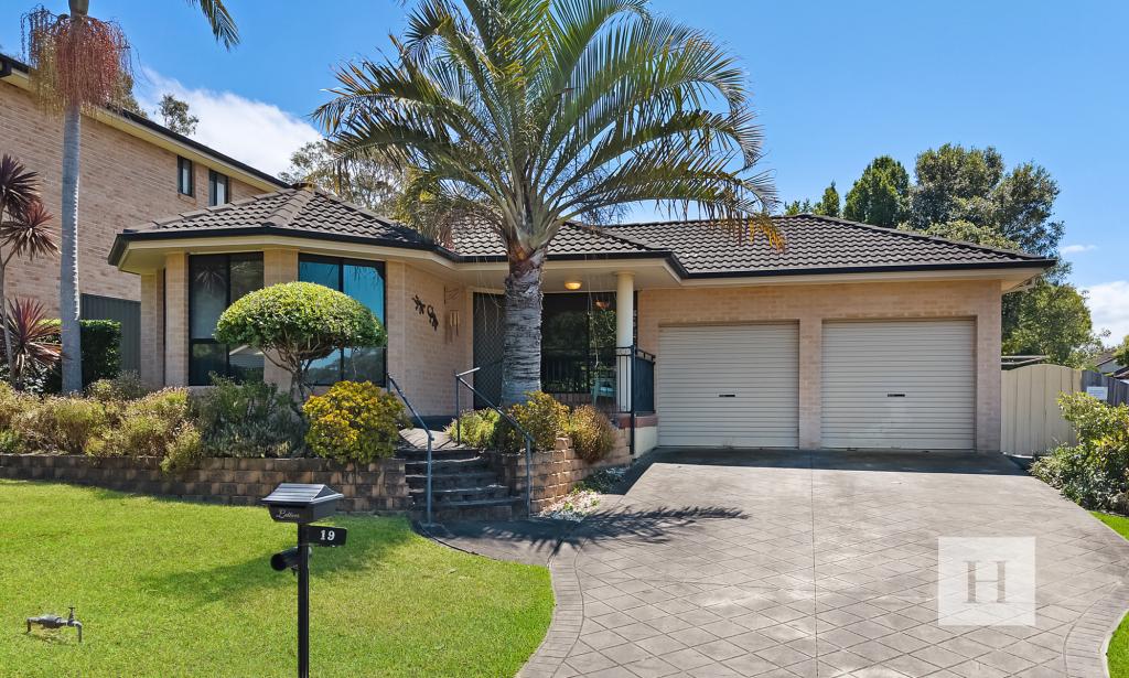 19 Mascord Ave, Wadalba, NSW 2259