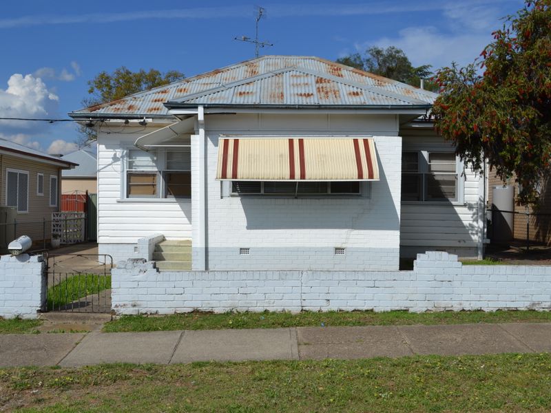 92 Denison St, Tamworth, NSW 2340