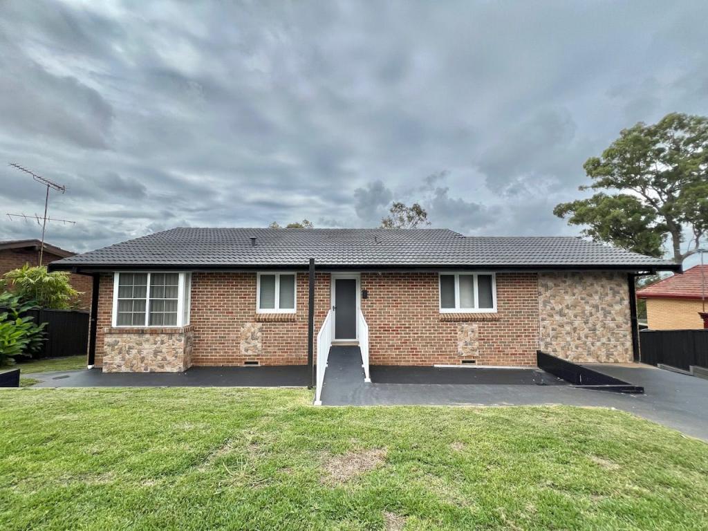 43 Struan St, Tahmoor, NSW 2573