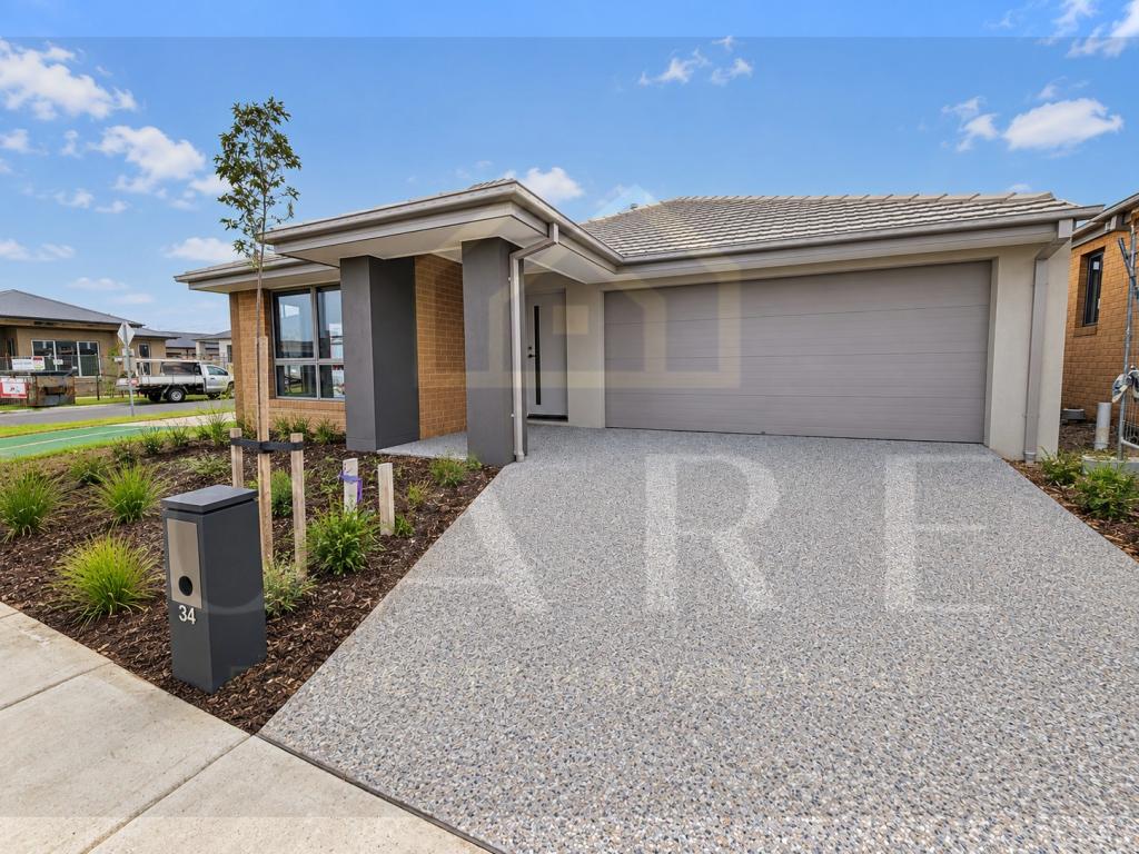 34 CARCOOLA RISE, CLYDE NORTH, VIC 3978