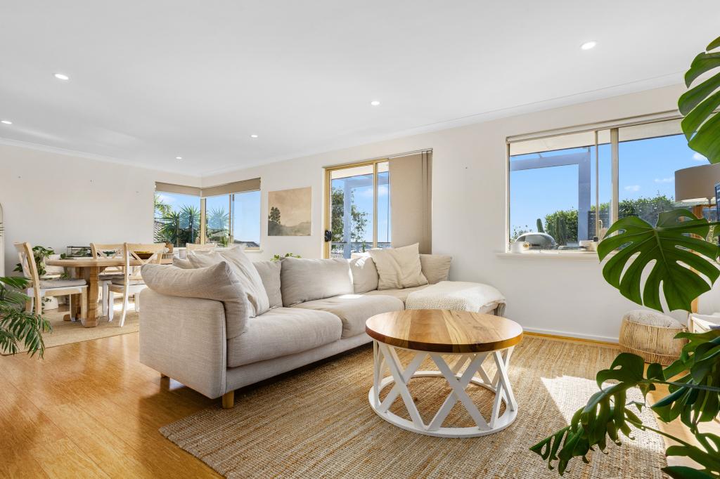10b Cadiz Pl, Coogee, WA 6166