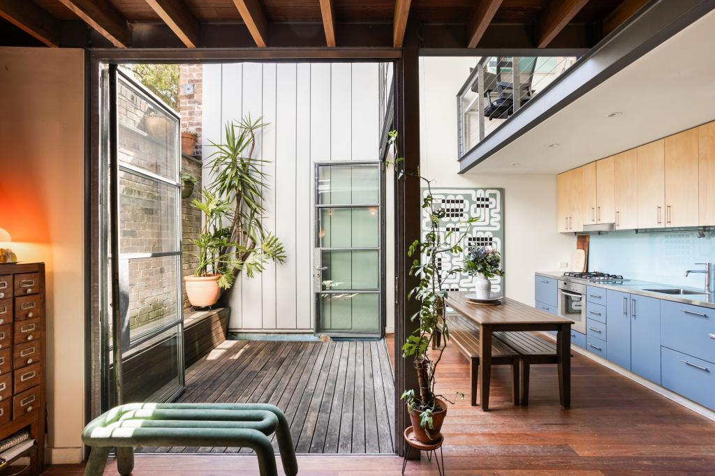 2/23-25 Egan St, Newtown, NSW 2042