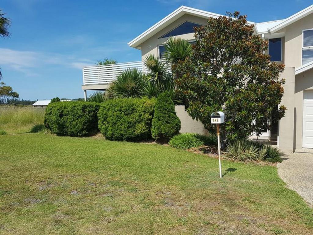 2/342 Saltwater Rd, Wallabi Point, NSW 2430