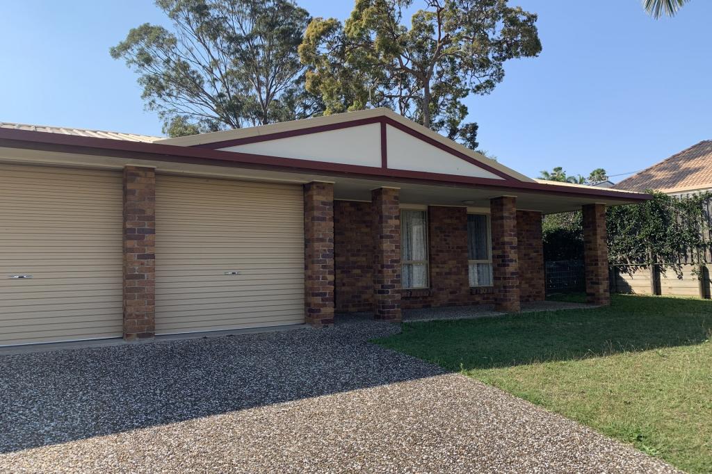 4 Weatherly Ct, Clinton, QLD 4680