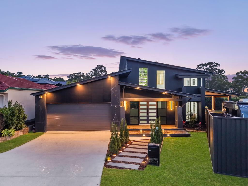 5 Ash Ave, Springfield Lakes, QLD 4300