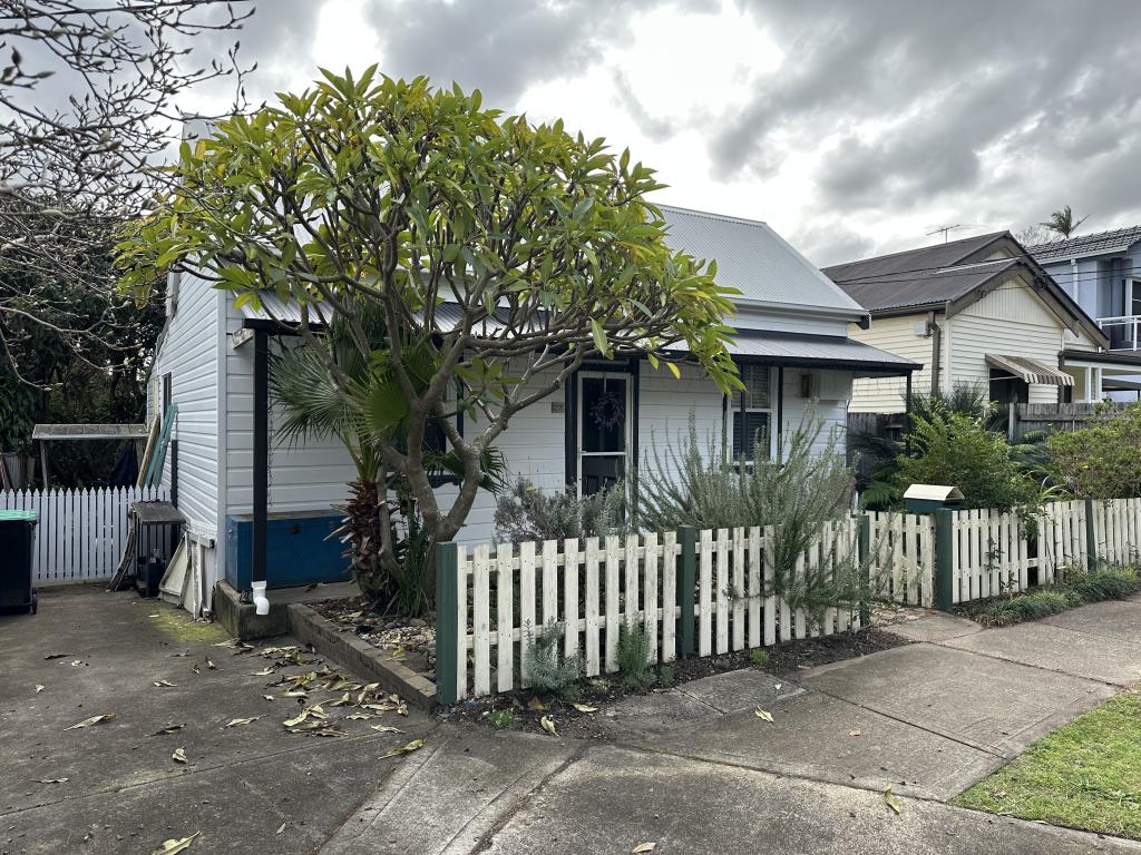77 Willington St, Turrella, NSW 2205