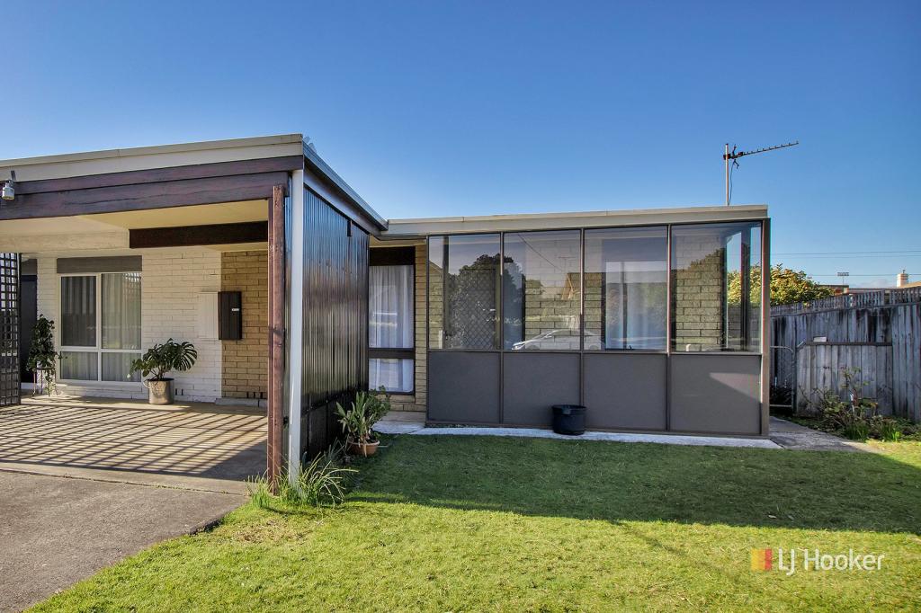2/1 Cambridge Ct, Devonport, TAS 7310