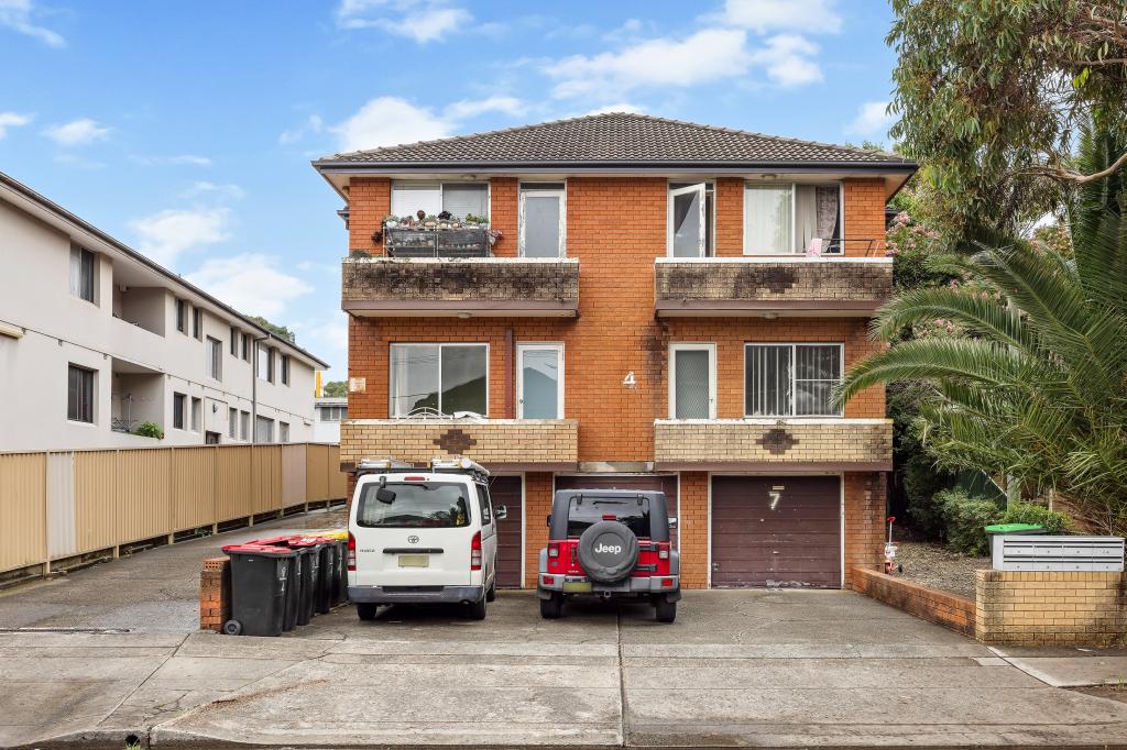 2/4 Denman Ave, Wiley Park, NSW 2195