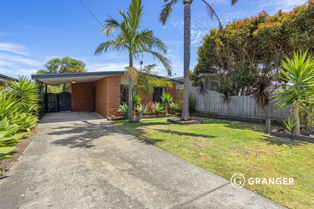 104 Third Ave, Rosebud, VIC 3939