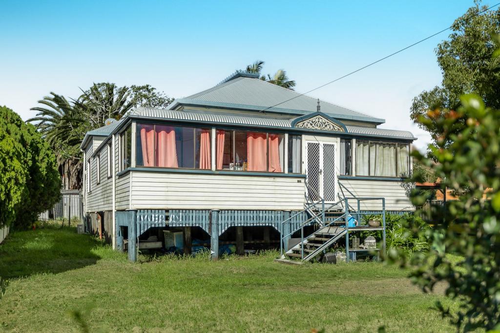 262 James St, Harristown, QLD 4350