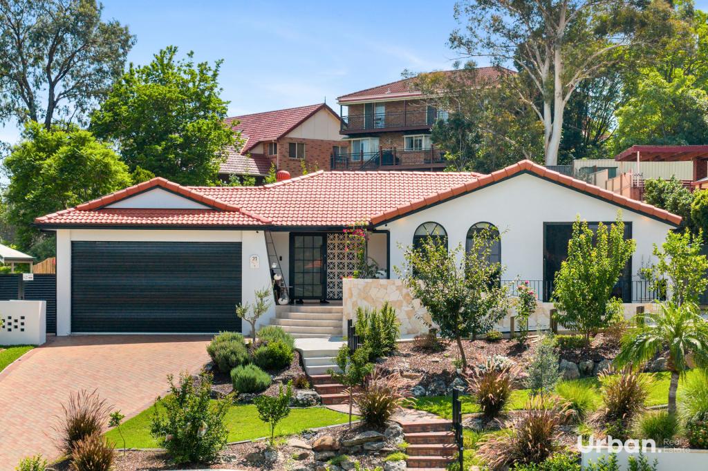 21 Glen Alpine Dr, Glen Alpine, NSW 2560