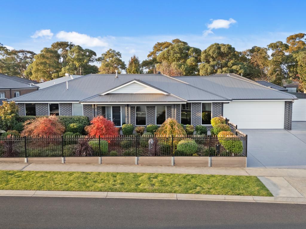 8 Monash Tce, Bairnsdale, VIC 3875