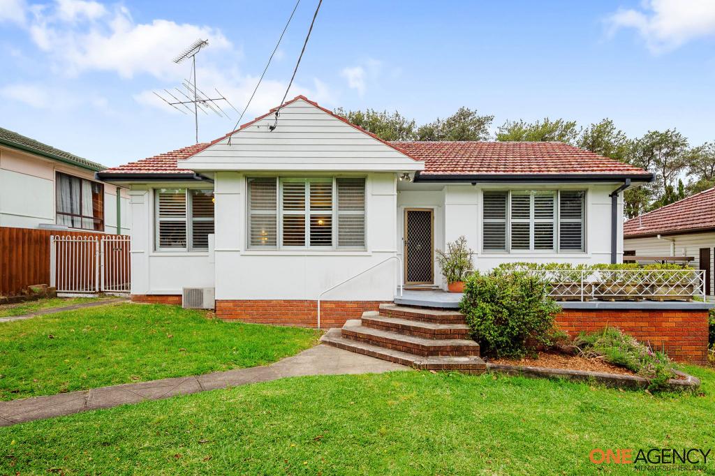 8 Wannyl Rd, Kirrawee, NSW 2232