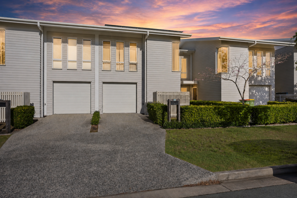 76 Hill Dr, Pimpama, QLD 4209